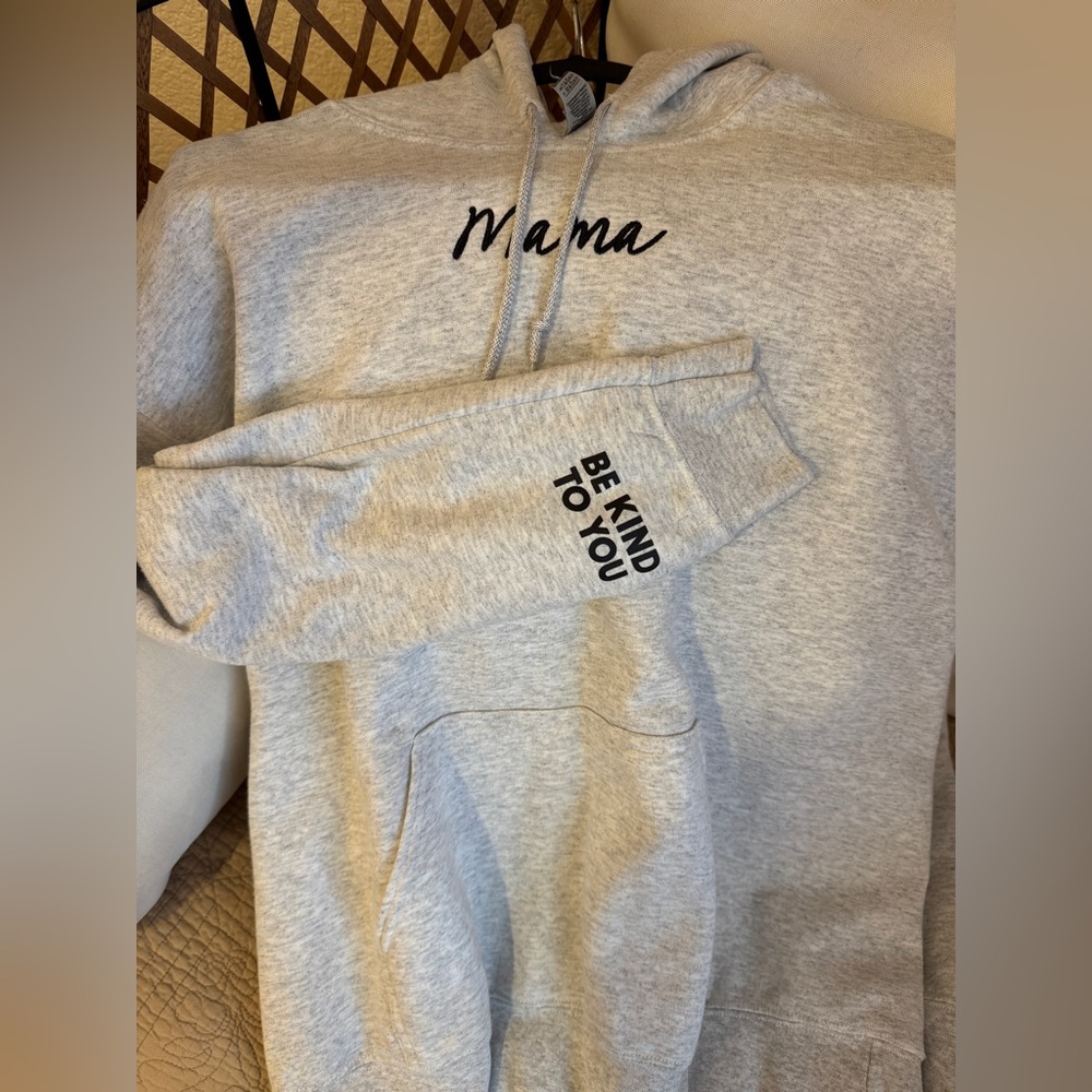 💙 LMSS Mama Embroidered Grey Hoodie Large